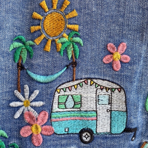Billy T Denim Happy Camper Embroidered Shirt Shacket Overshirt MSRP $142 - Picture 7 of 16